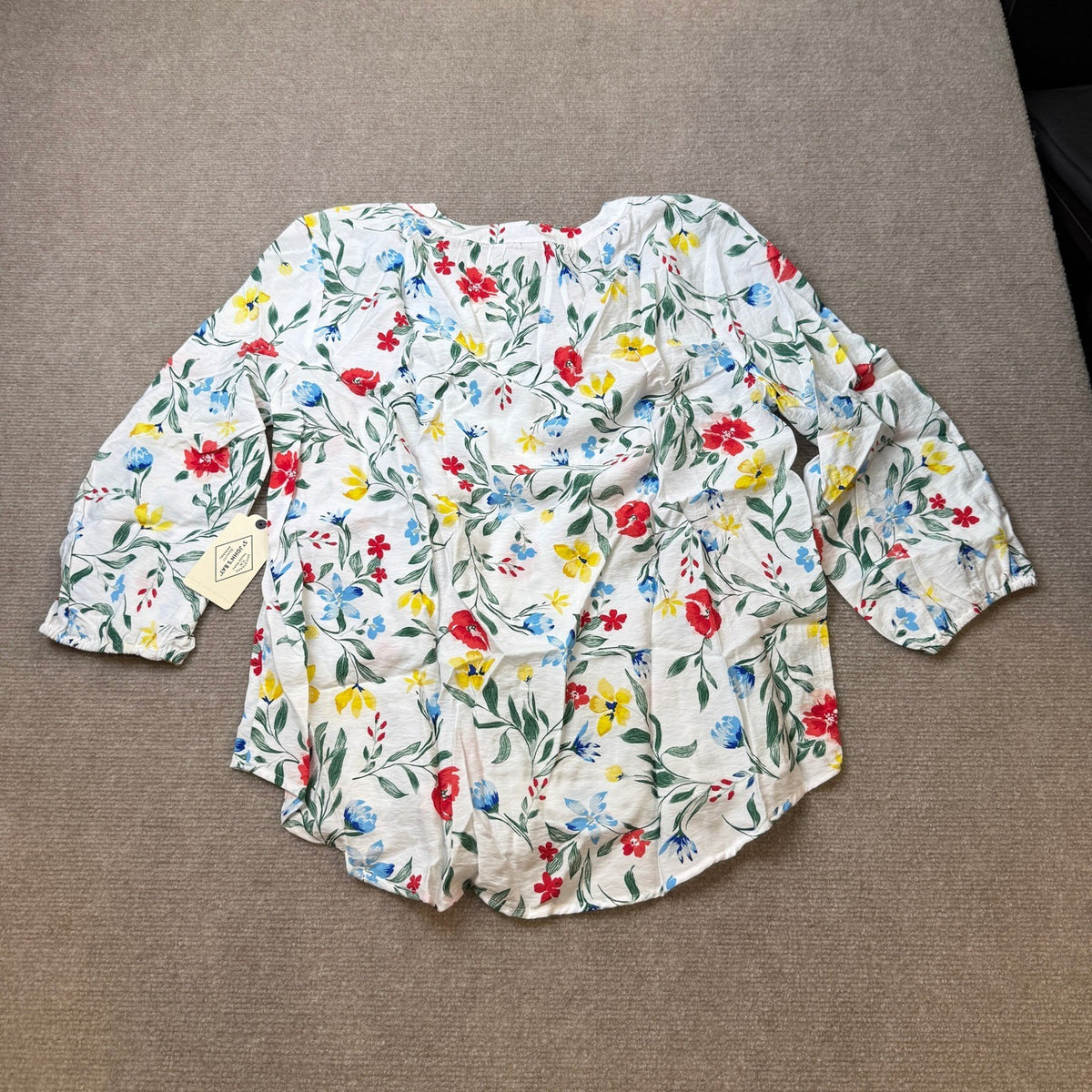 MSRP $44 St. John's Bay Womens S Multi Floral Split Crew Neck Blouse 3/4 Sleeve