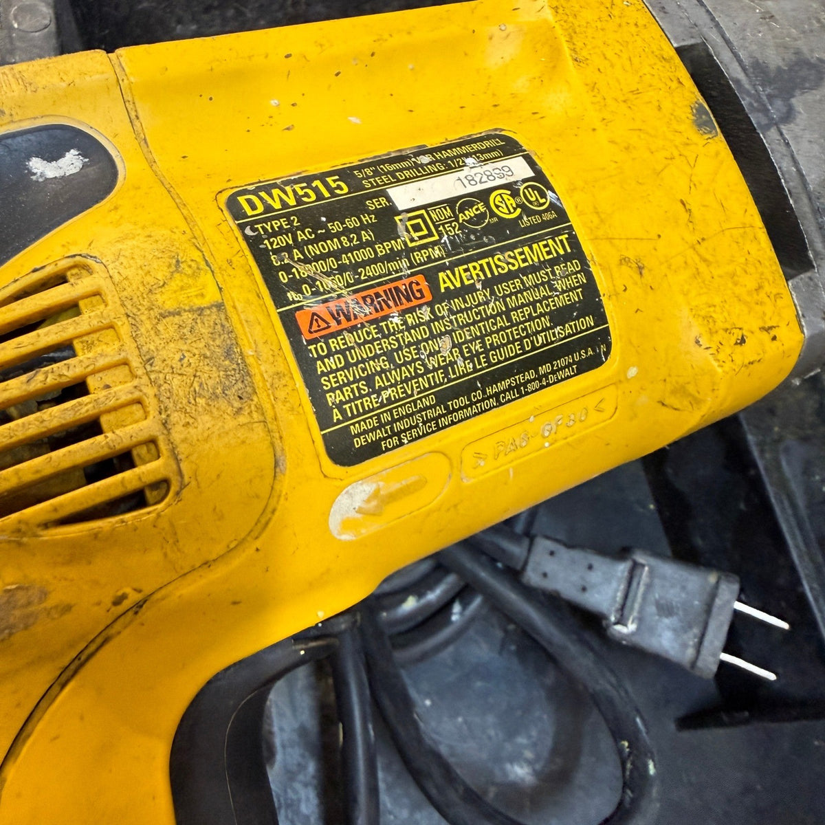 DeWalt DW515 5/8" VSR Heavy Duty Hammer Drill, Corded w/ Hard Plastic Case