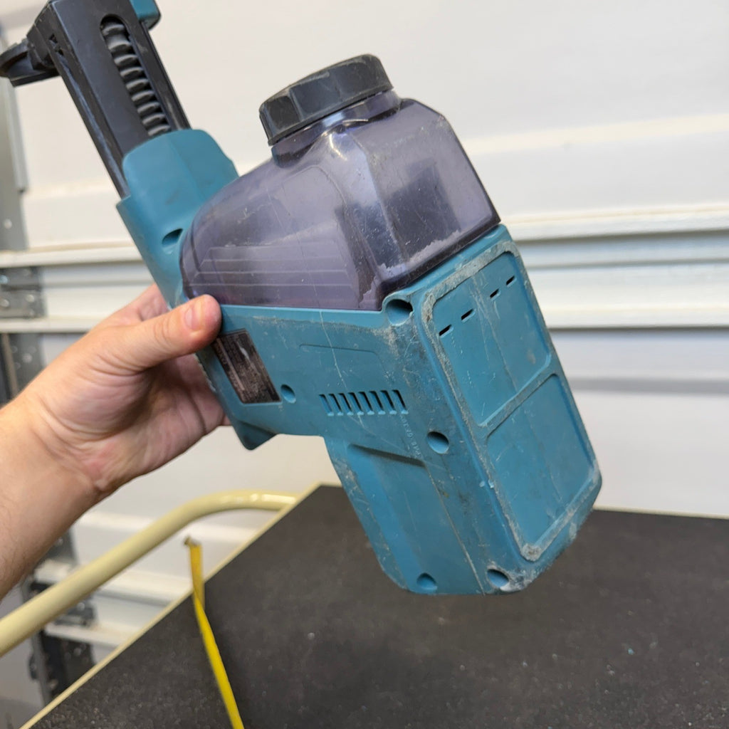 Makita DX06 Dust Extractor Attachment with HEPA Filter Cleaning Mechanism