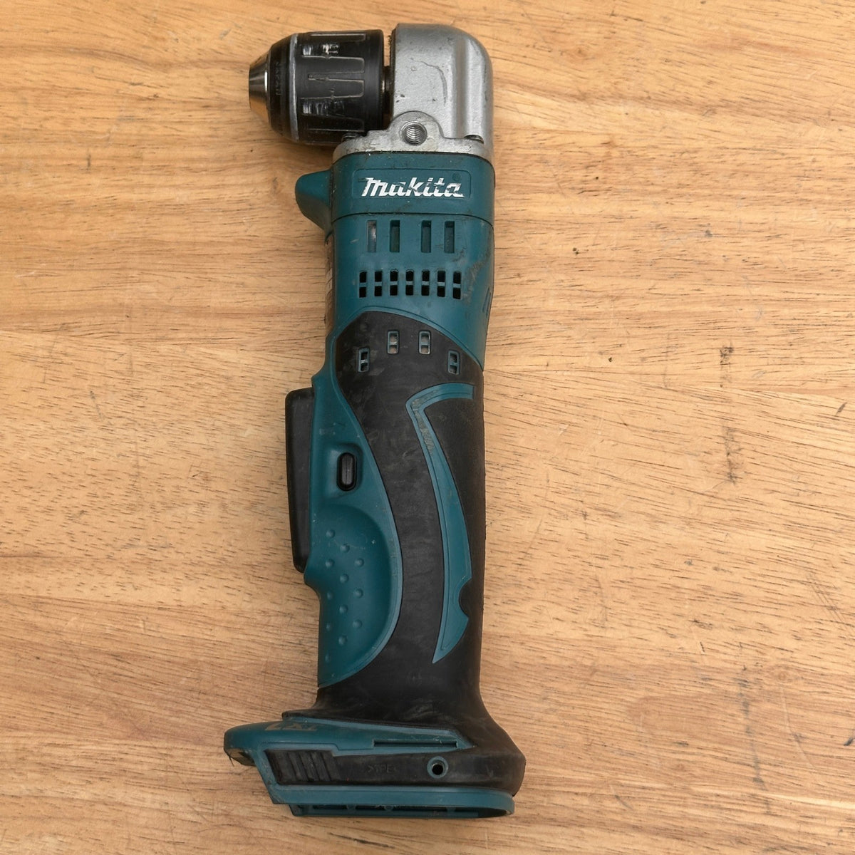 Makita XAD02 18V Cordless 3/8" Angle Drill Tool Only