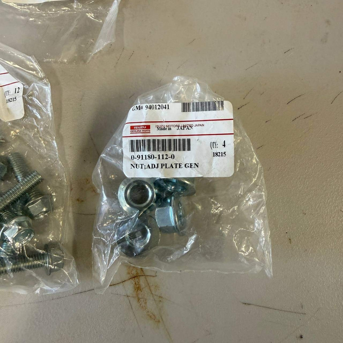Genuine Isuzu GM Brackets Gaskets Bolts Nuts Lot 97730778, 98405320, 94012252