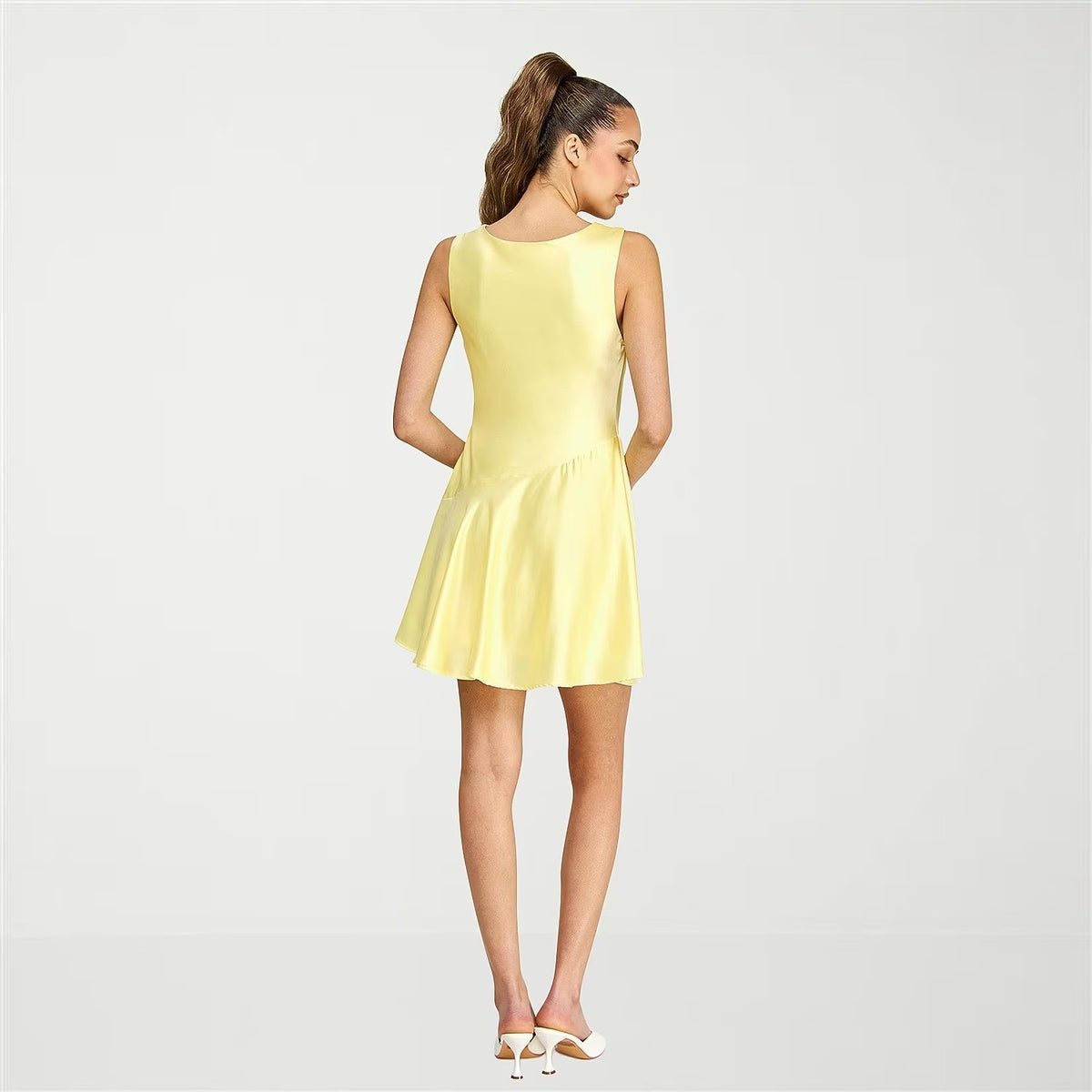 MSRP $78 belle vie Womens 8 Pale Yellow Draped Neck Fit + Flare Dress Sleeveless