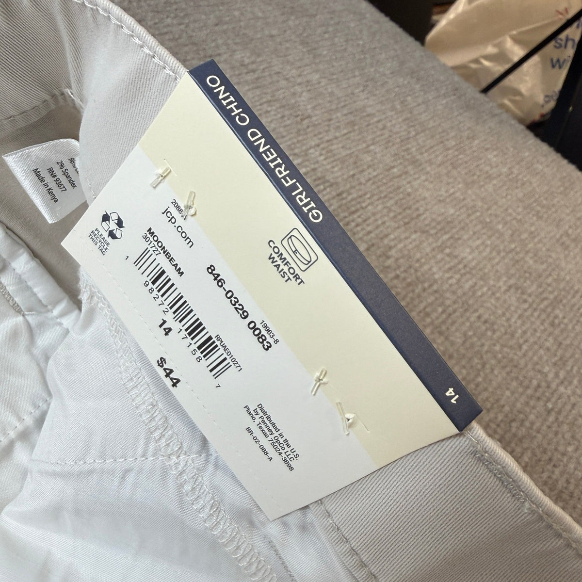 MSRP $44 St. John's Bay Women's 14 Moonbeam Relaxed Fit Girlfriend Chino Pants