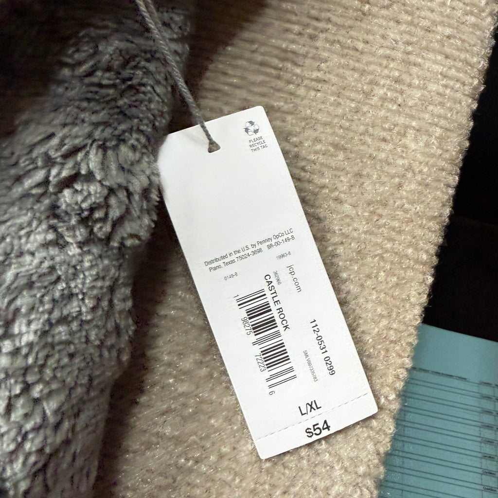 MSRP $54 Liz Claiborne Womens L/XL Castle Rock Plush Fleece Cape Wrap One