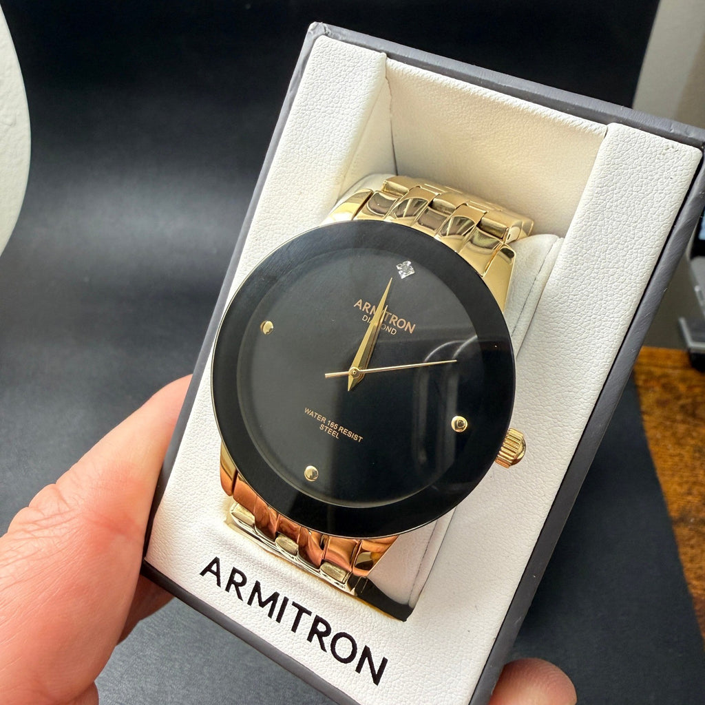 Armitron 20/4952GP Men's Diamond Gold Tone Bracelet Watch New Battery Japan Mov