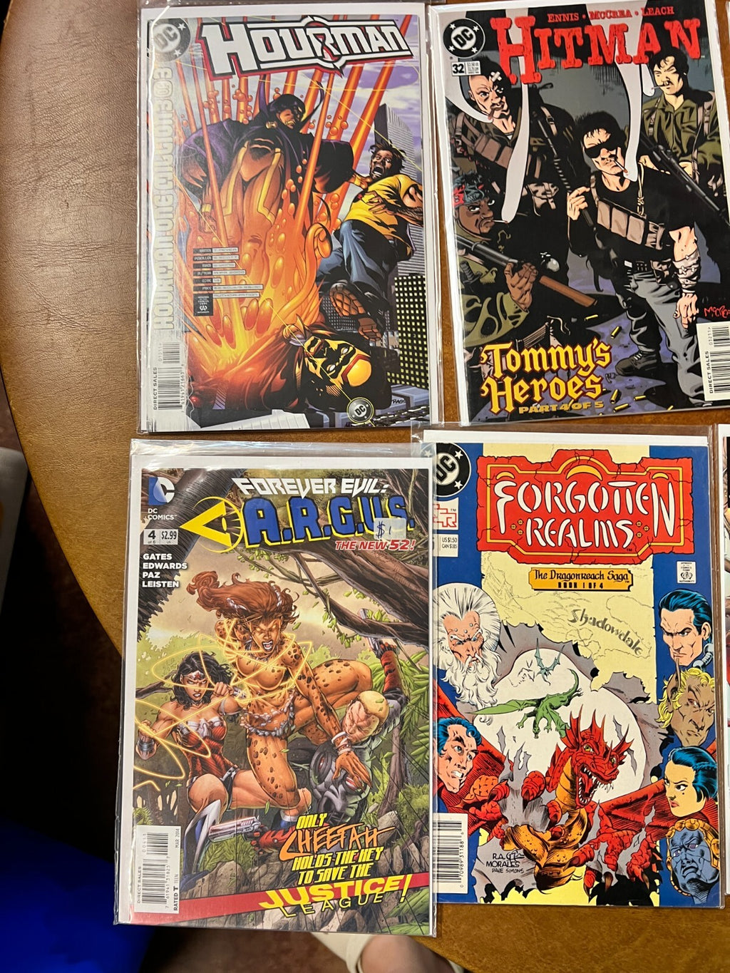 Lot of 15 Dc Comics - Darkstars, Convergence: Suicide Squad, Hitman, Black Condo