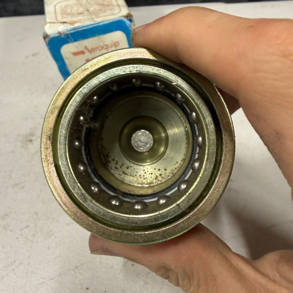 Aeroquip 5601-16-16S Quick Disconnect Hose Coupling 1" FNPT