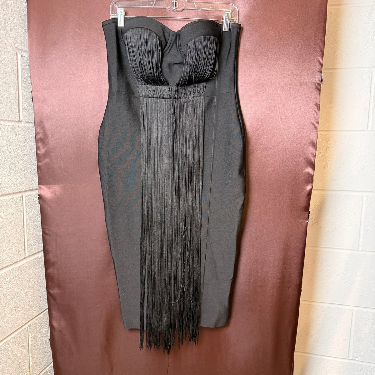 UONBOX Women's XL Black Strapless Elegant Tassel Tube Bodycon Bandage Dress