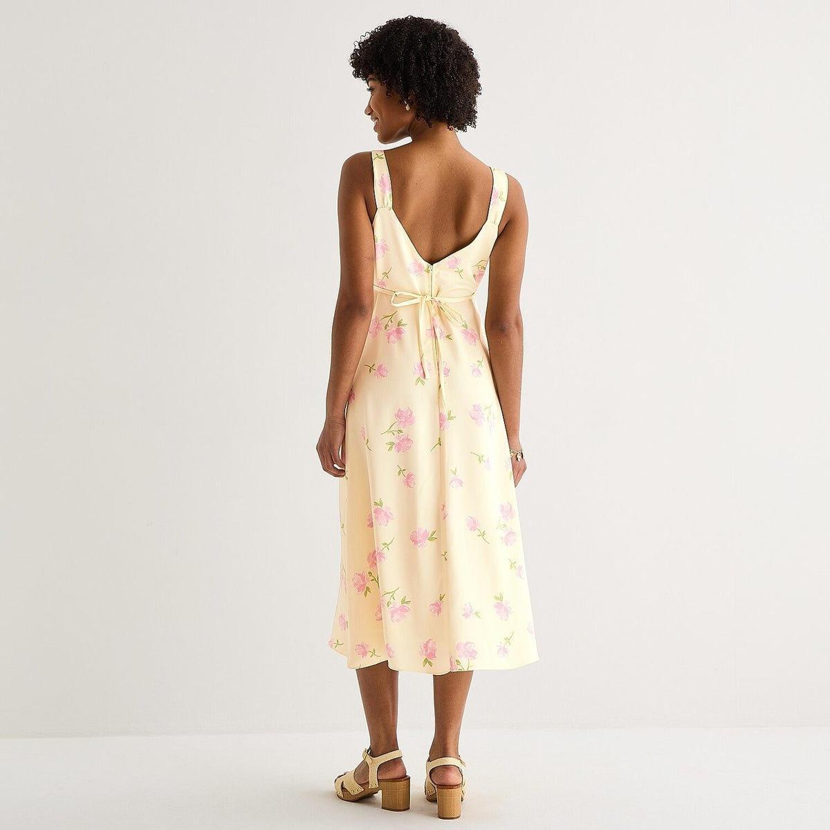 by&by Womens Juniors S Light Yellow Floral Sleeveless Midi Slip Dress