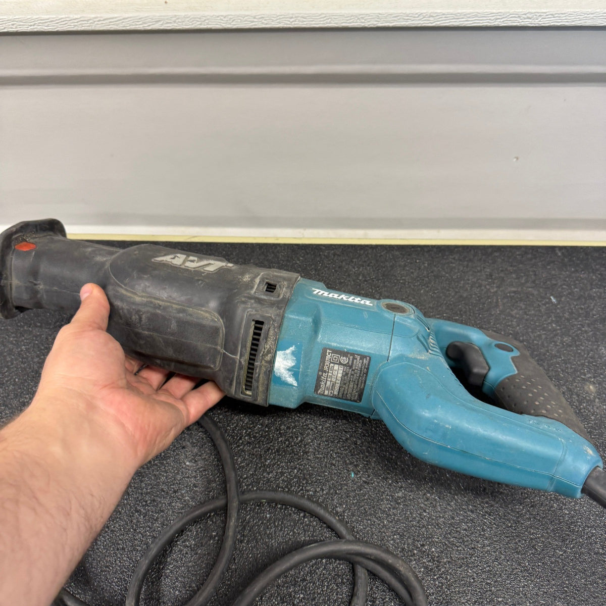 Makita JR3070CT AVT Reciprocating Saw ‑ 15 AMP, Lock‑On Button