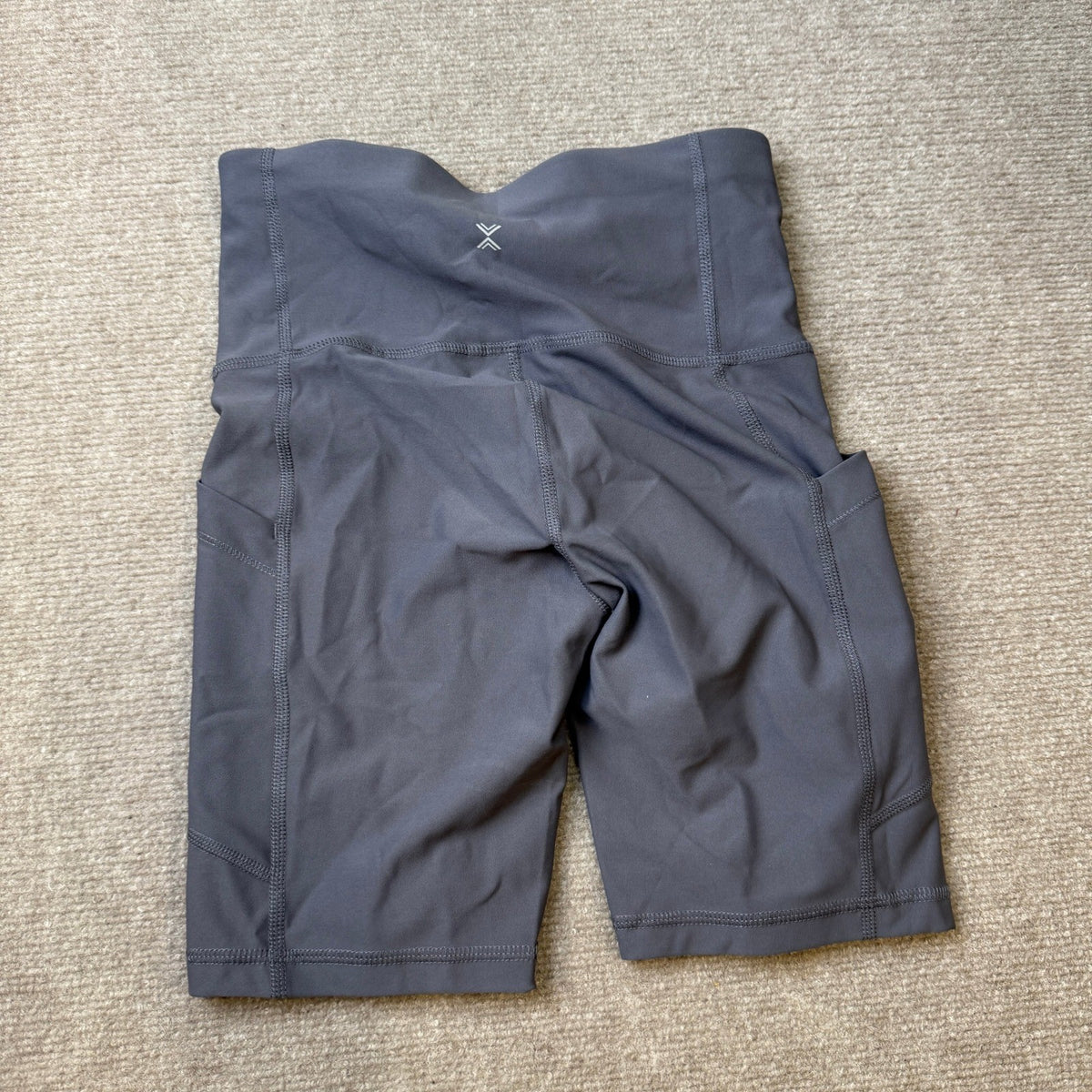 MSRP $37 Xersion Womens XS Classic Charcoal Quick-Dri Bike Shorts