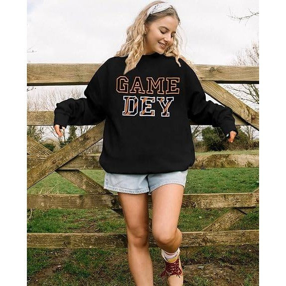 MSRP $26 UNIQUEONE Women's Black M Game Dey Football Mom Sweatshirt Touchdo