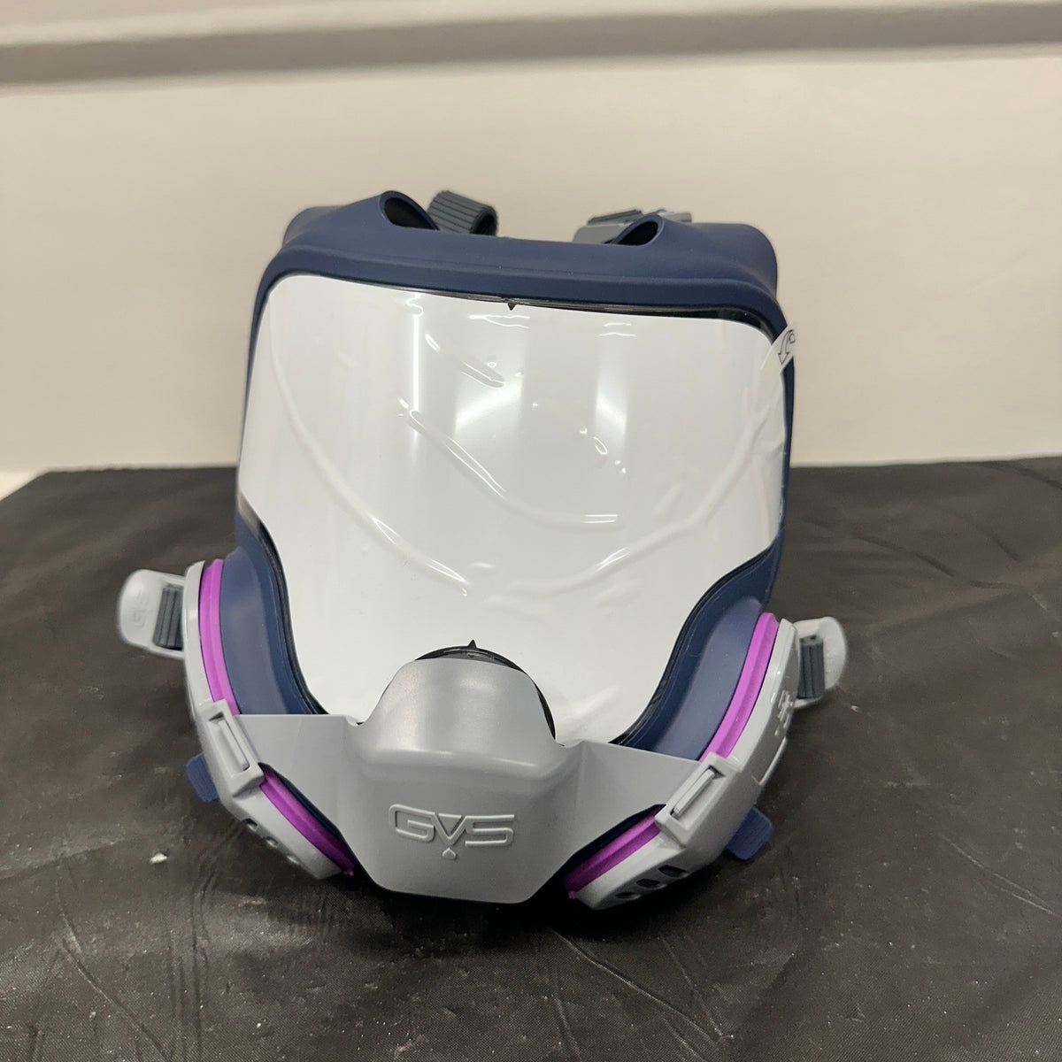 GVS FFM1243 Elipse Full Facepiece Respirator with P100 Replaceable Filters, On