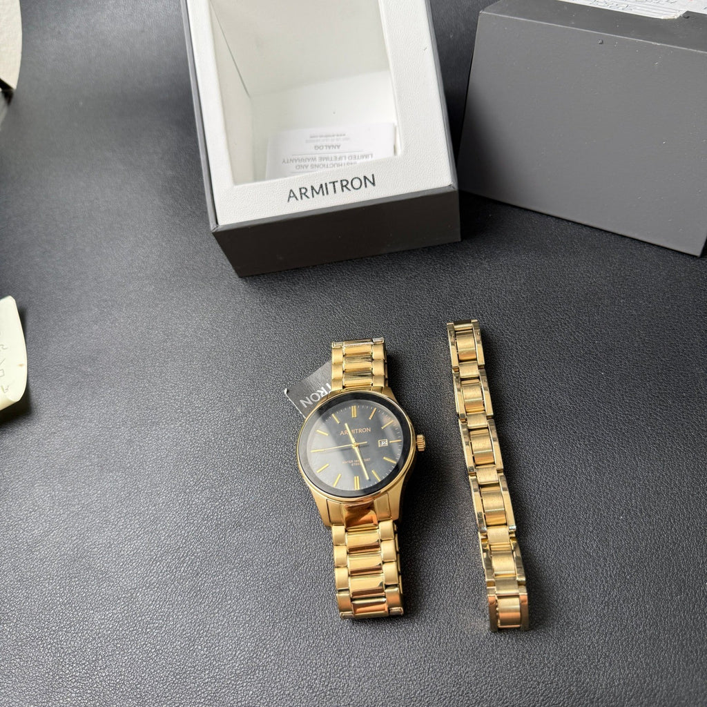 Armitron 20/5374GP Men's Watch and Bracelet Set Gold Tone New Battery Date Fun