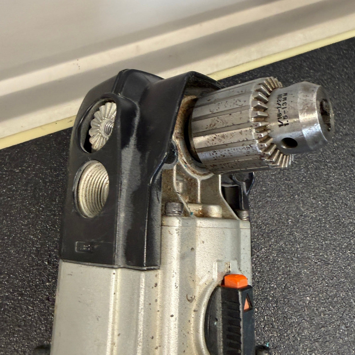 Makita DA4031 1/2" Angle Drill, 2‑Speed, Reversible, Corded