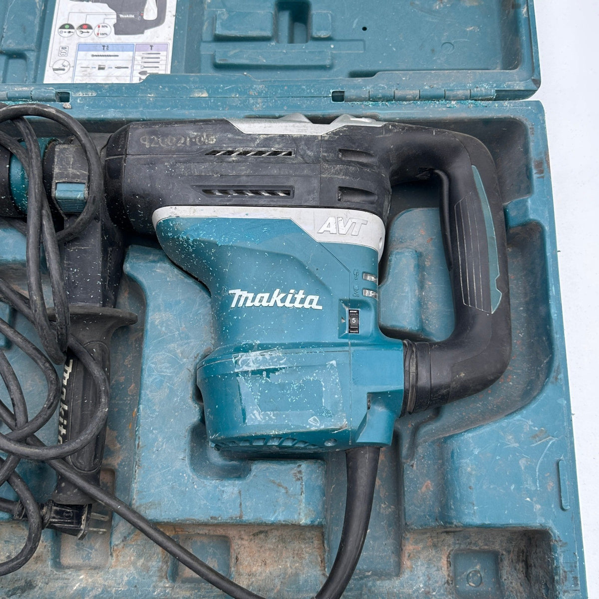 Makita HR4013C 1‑9/16" SDS‑MAX AVT Rotary Hammer Drill With Damaged Hard Case
