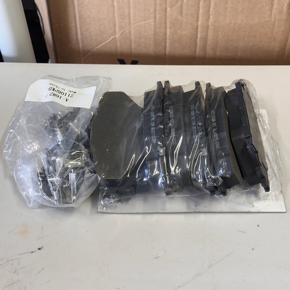 MPA Quality-Built 1002-1682M Work Force Brake Pads Set MISSING 1 PAD