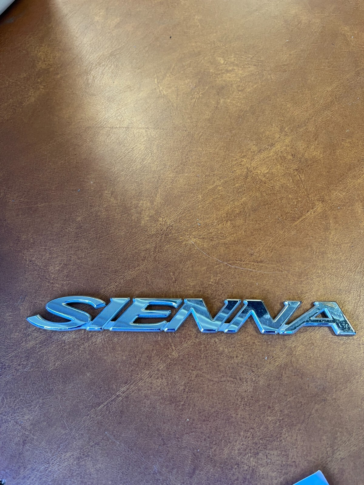 OEM 2006 - 2010 Toyota Sienna Rear Liftgate Nameplate Emblem 75442-08020