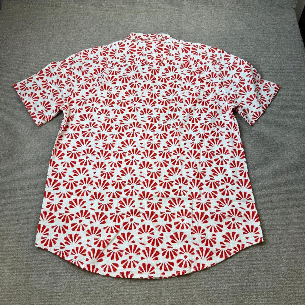 MSRP $34 St. Johns Bay Mens L Red Shell Classic Fit Button-Down Shirt