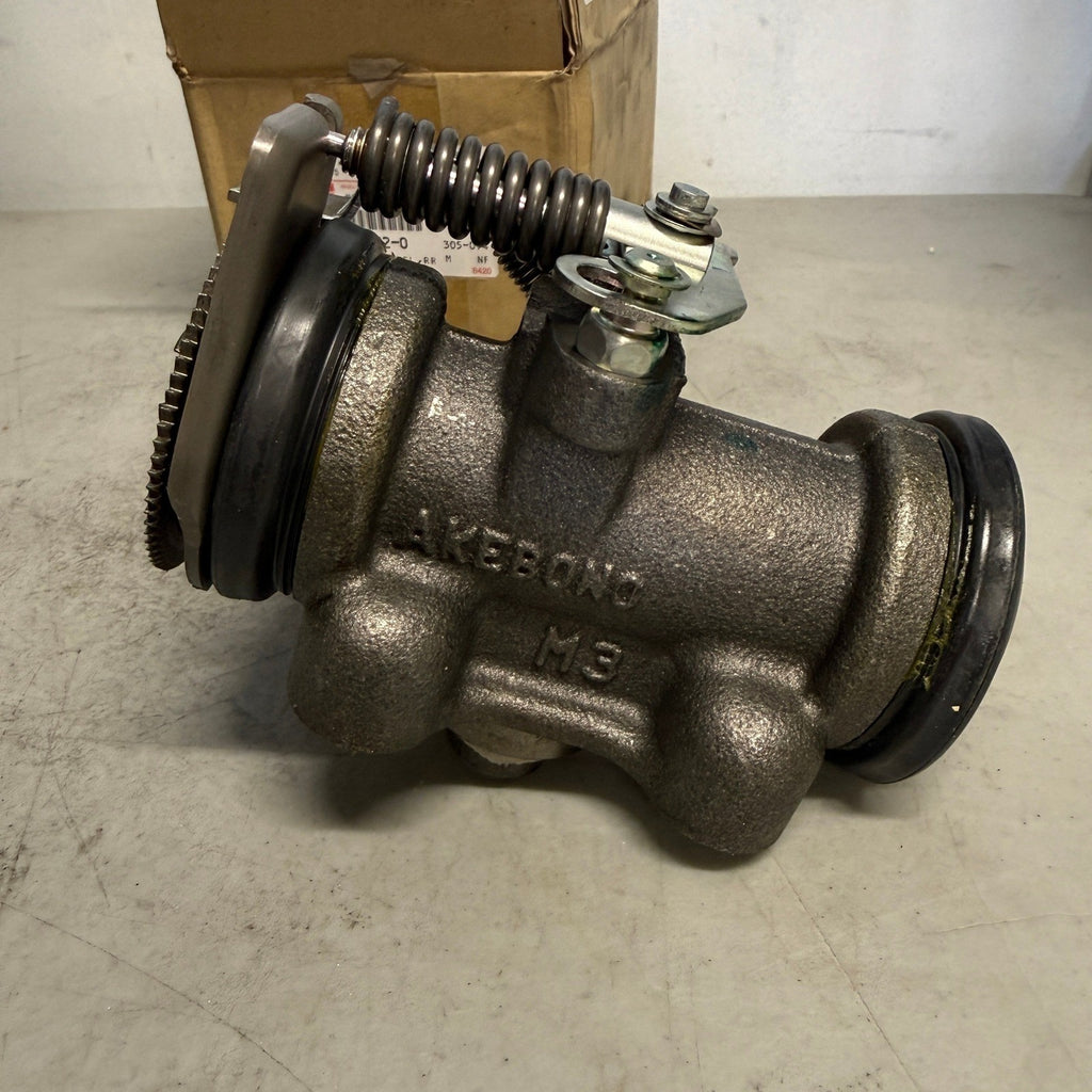 Genuine Isuzu 8-98317282-0 Rear Right Wheel Brake Cylinder GM 98317282