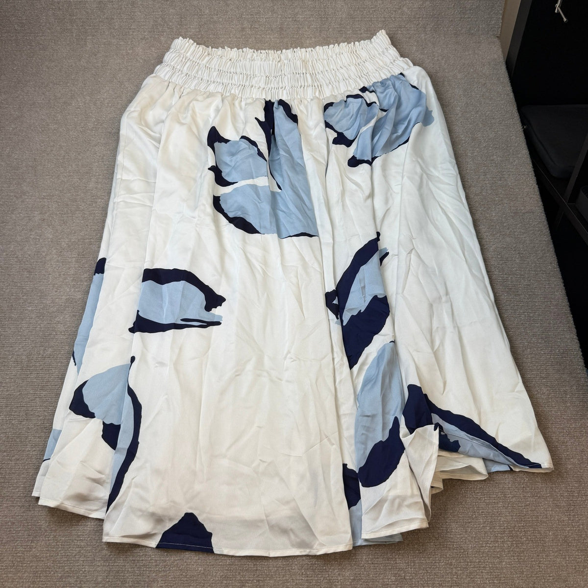 MSRP $74 Worthington Womens 1X Polar Bear Blue Smocked Waist Skirt