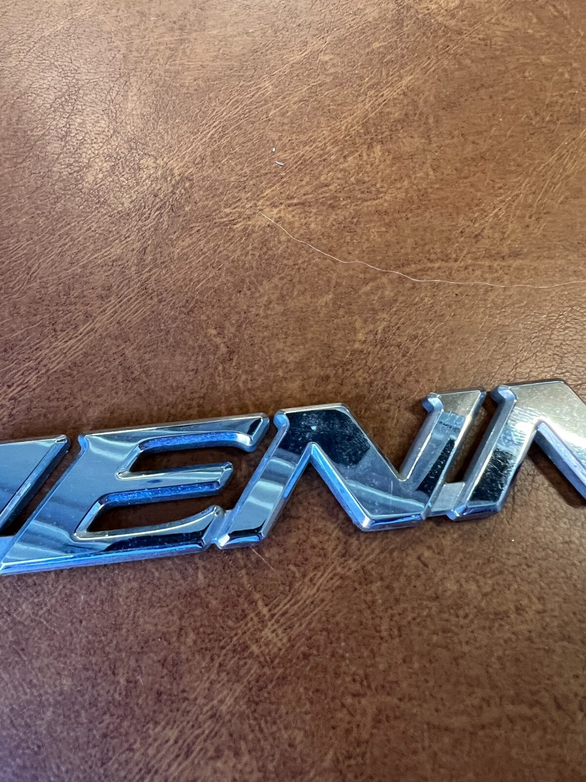 OEM 2006 - 2010 Toyota Sienna Rear Liftgate Nameplate Emblem 75442-08020