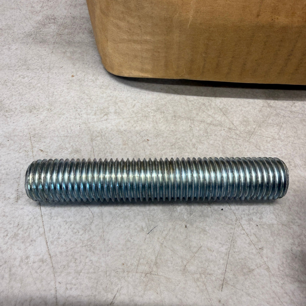 Pack of 42 Perine-Danforth 7/8-9 x 5 B7 Full Thread Stud Bolt Zinc