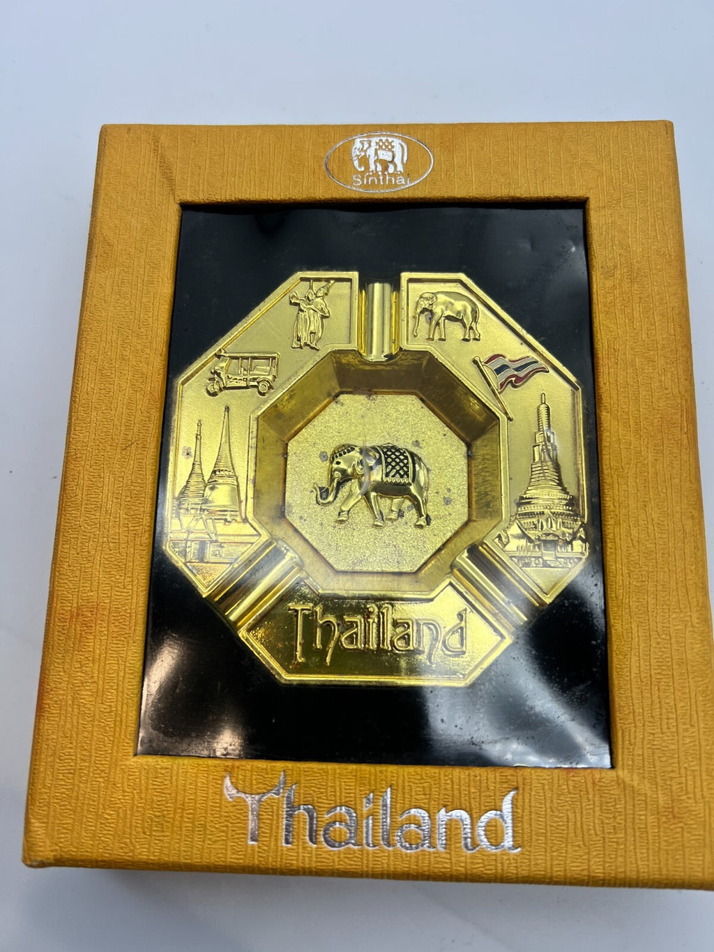 Thai Pattern Tin Display Plate Size 4x4" Souvenirs of Thailand