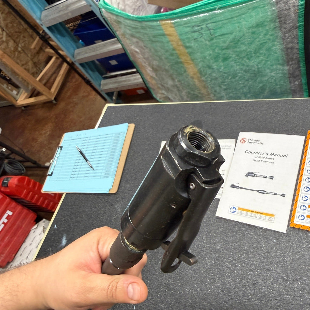 Chicago Pneumatic CP0200B25L-2F Floor Sand Rammer 1/2 in, NPT, 780 BPM