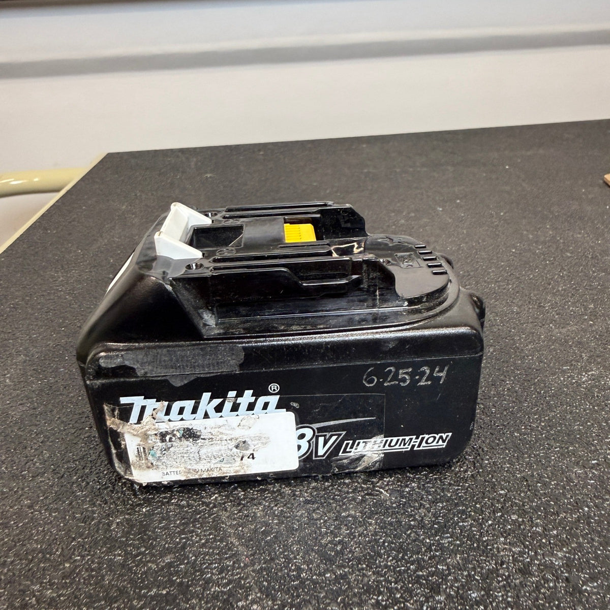Genuine Makita BL1850B 18V Black Lithium‑Ion Battery Rechargeable 5.0Ah