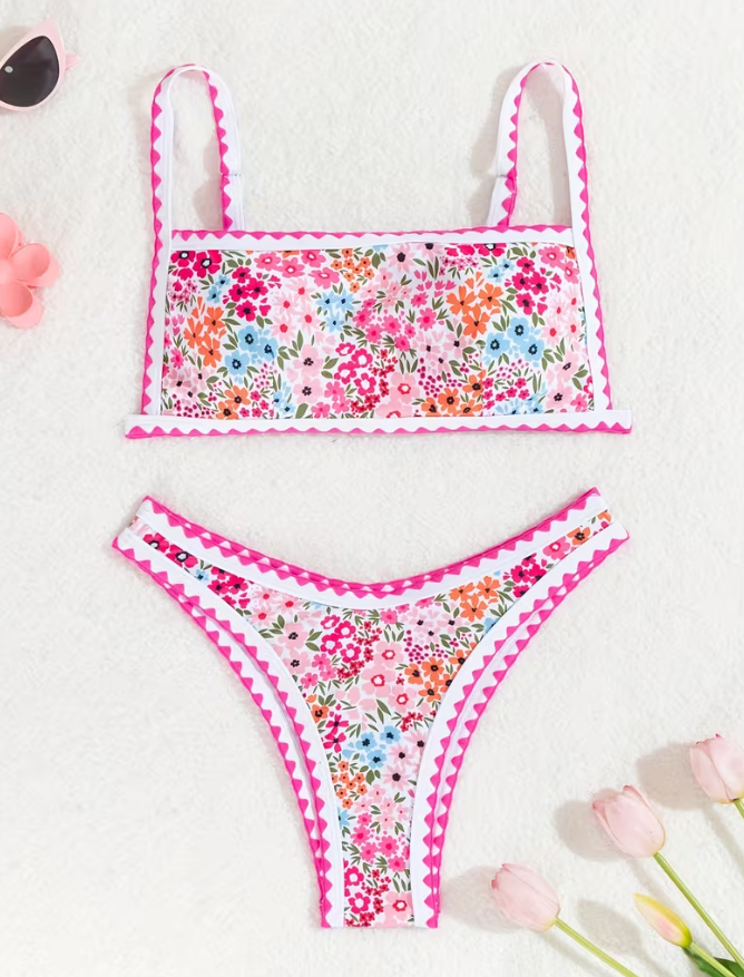 Women's M-XL Floral Print 2 Piece Bikini Set with Ric Rac Trim Tie Back High Cut