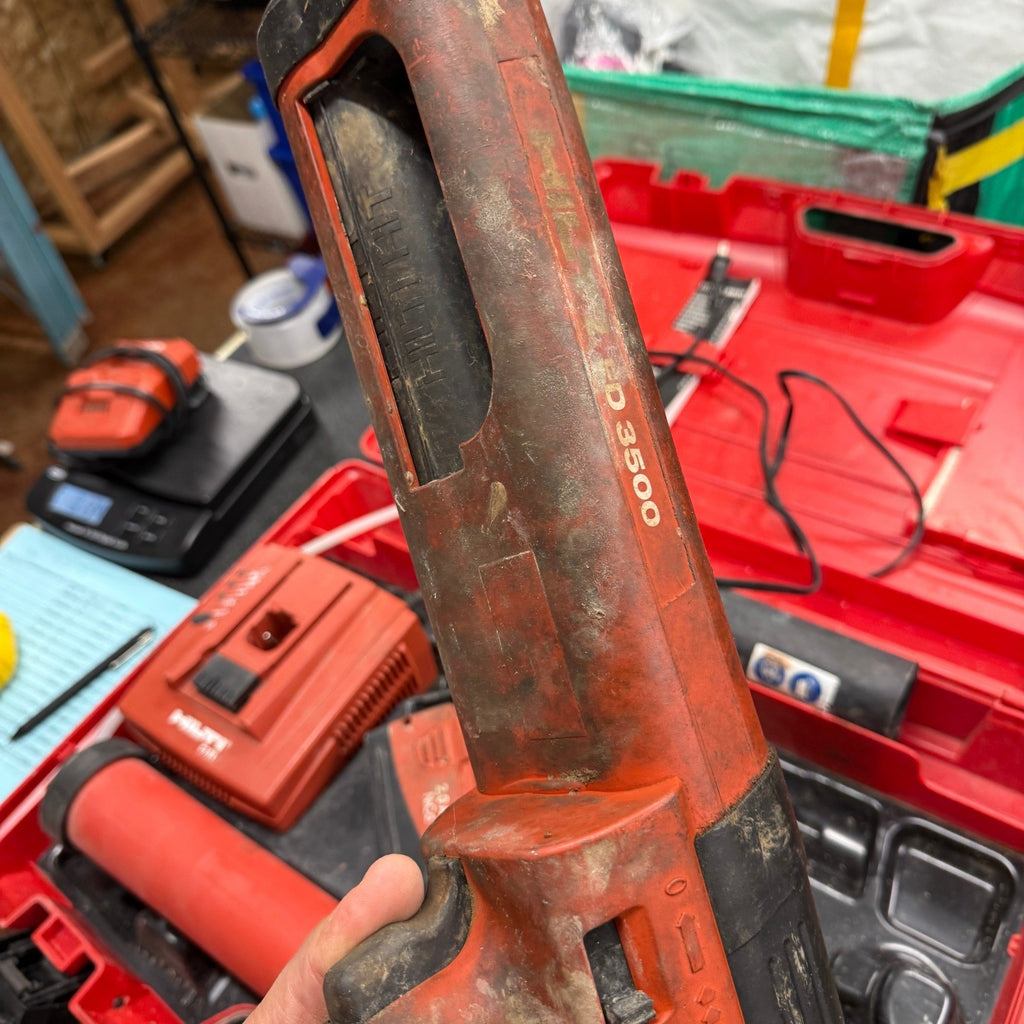 Hilti ED3500 Cordless Adhesive Epoxy Dispenser Set w/ 2 Batteries, Charger, Hard