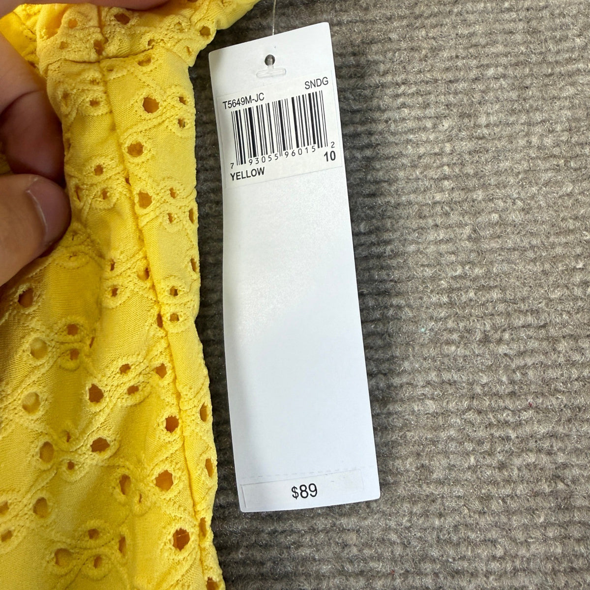 MSRP $89 London Style Women's 10 Snapdragon Yellow Midi Dress V Neck Short