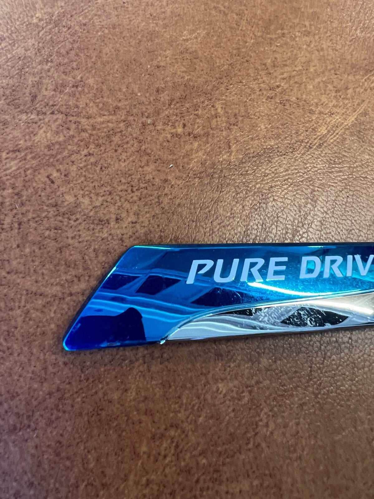 Nissan Pure Drive Sentra Altima Versa Trunk Emblem OEM BG00A