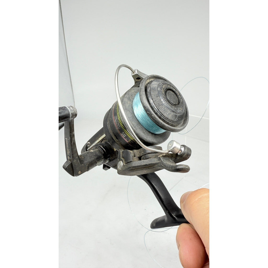 Vtg Daiwa RG 1355 Auto Cast Black Spinning Fishing Reel Made in Japan