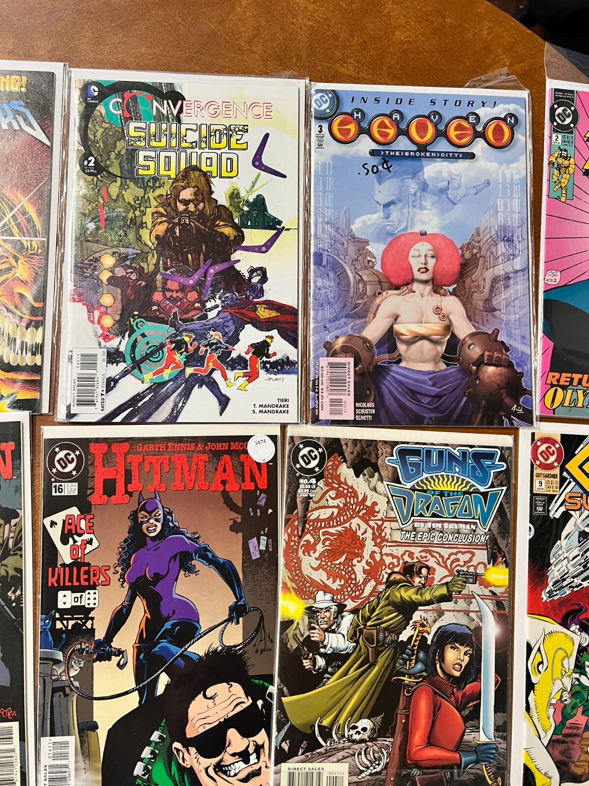 Lot of 15 Dc Comics - Darkstars, Convergence: Suicide Squad, Hitman, Black Condo