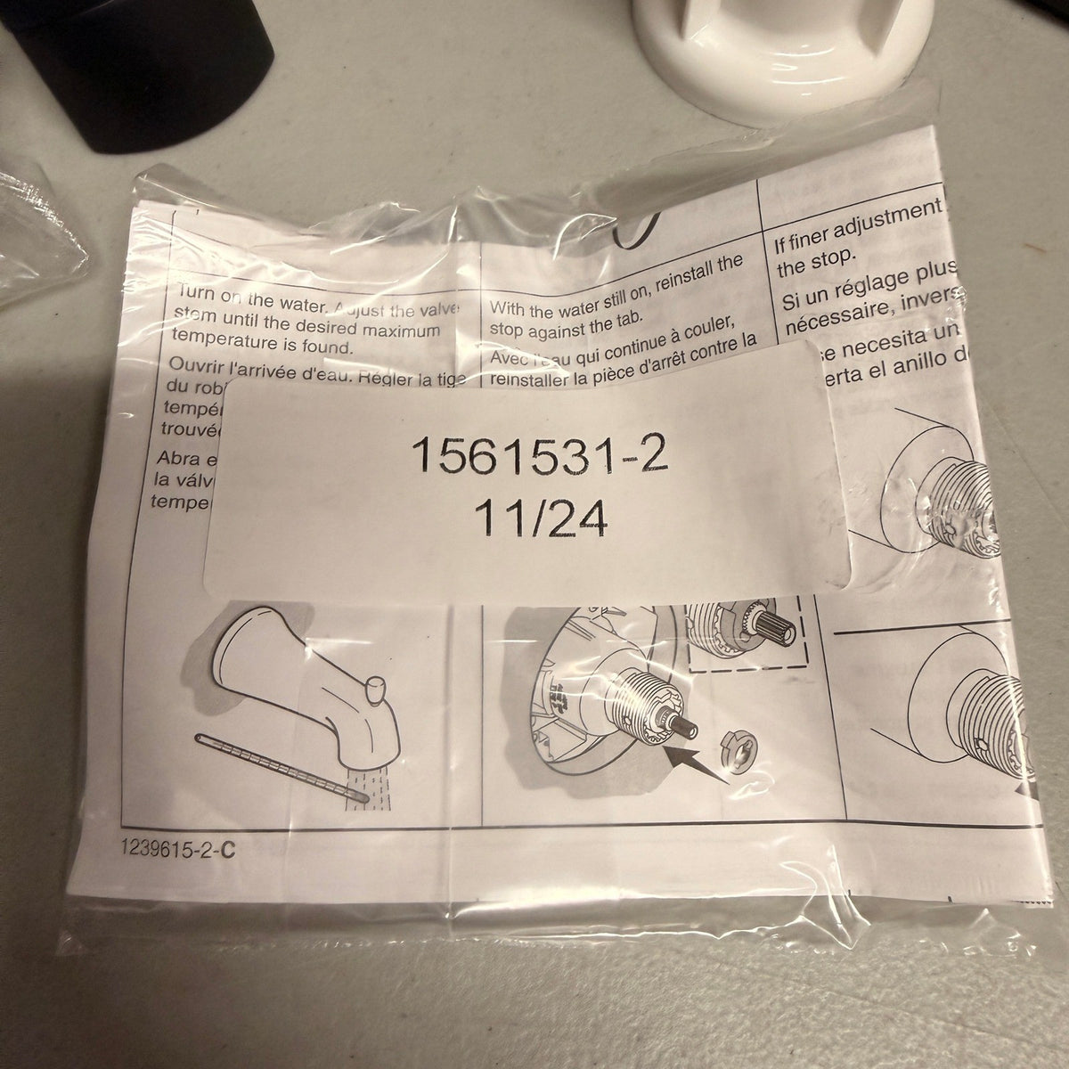 Kohler Cursiva R36189-4G-BL Single-Handle 3-Spray Tub & Shower Faucet Matte Bla