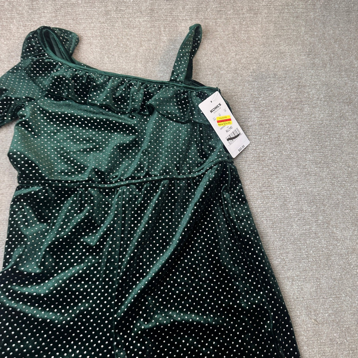 MSRP $60 Kohl's Eyeshadow Girls XL (16) Green Silver Glitter Dot Velvet Jumpsuit
