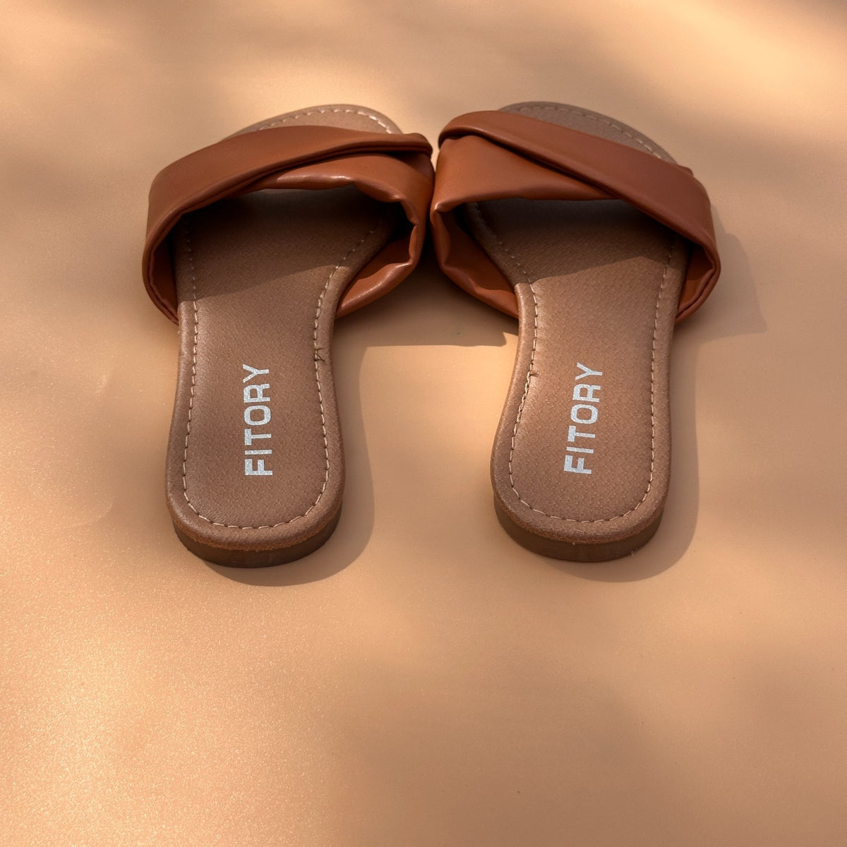 FITORY Women's US 6, 7 Brown Flat Sandals Soft Leather Slide Slippers Summer Fas