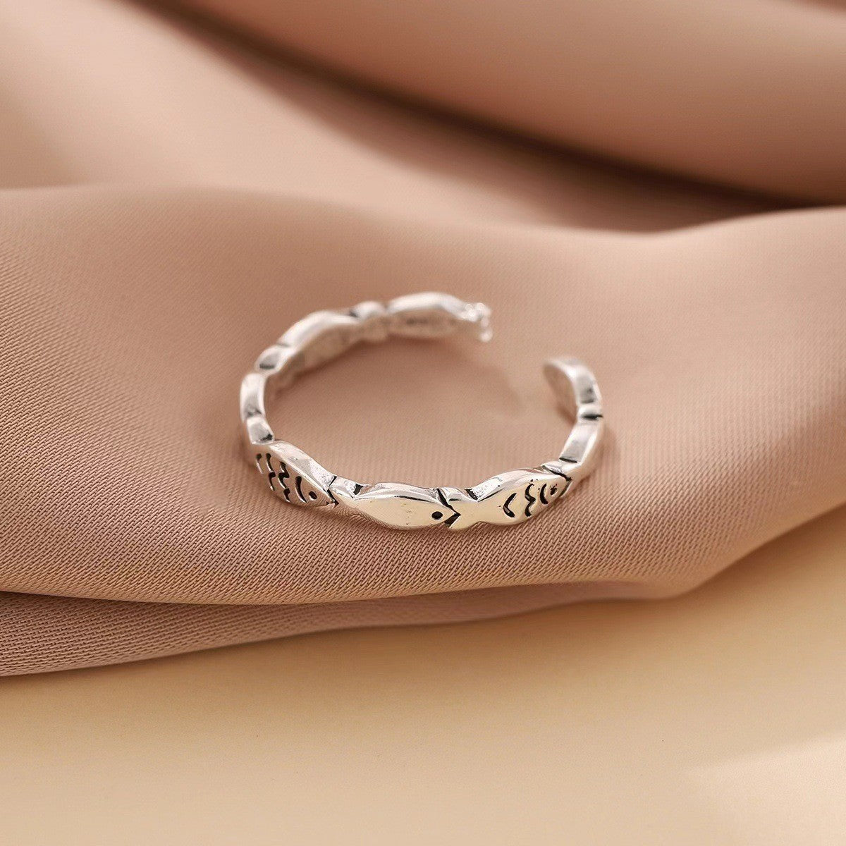 Silver Tone Fish Ring Women's Cute Animal Boho Jewelry Stainless Steel Size 7