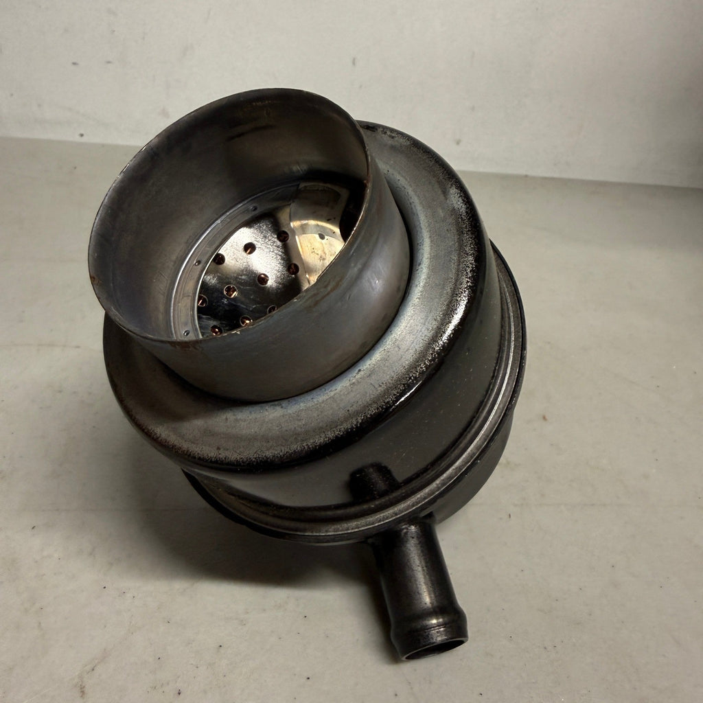 Fleetguard Cummins 015681000S Crankcase Breather Assembly
