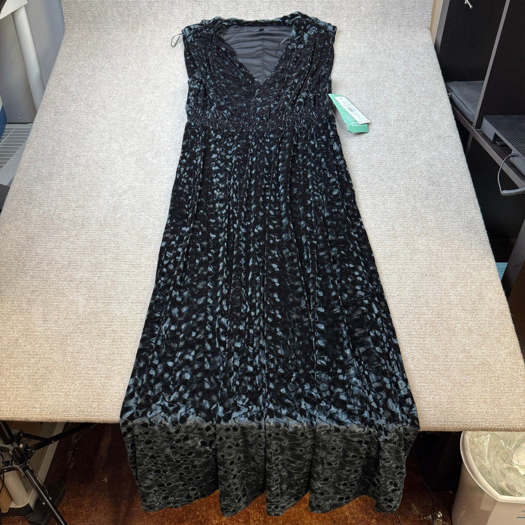 MSRP $130 Sam and Jess 14 Rich Black Velvet V-Neck Maxi Evening Gown Dress Sleev