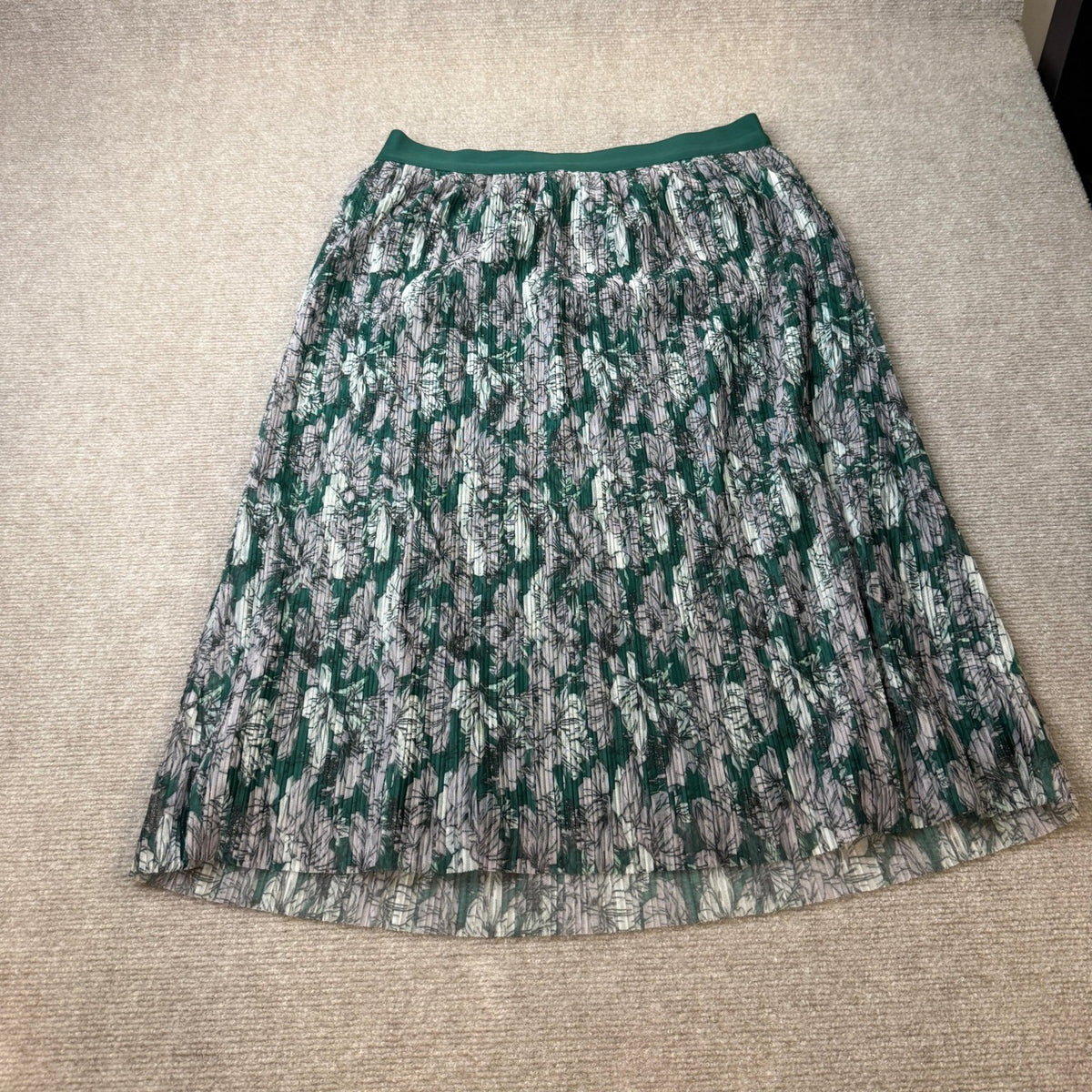 MSRP $64 Liz Claiborne Womens M Medieval Green Floral Pleated Midi Skirt Pull On