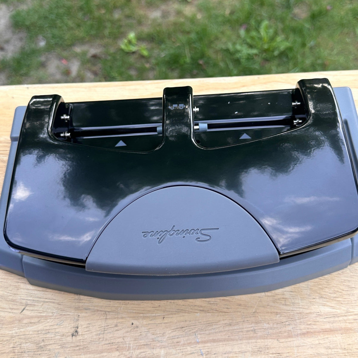 Swingline 74136 45-Sheet SmartTouch 3-Hole Punch w/ SMALL SCRATCH (See photo