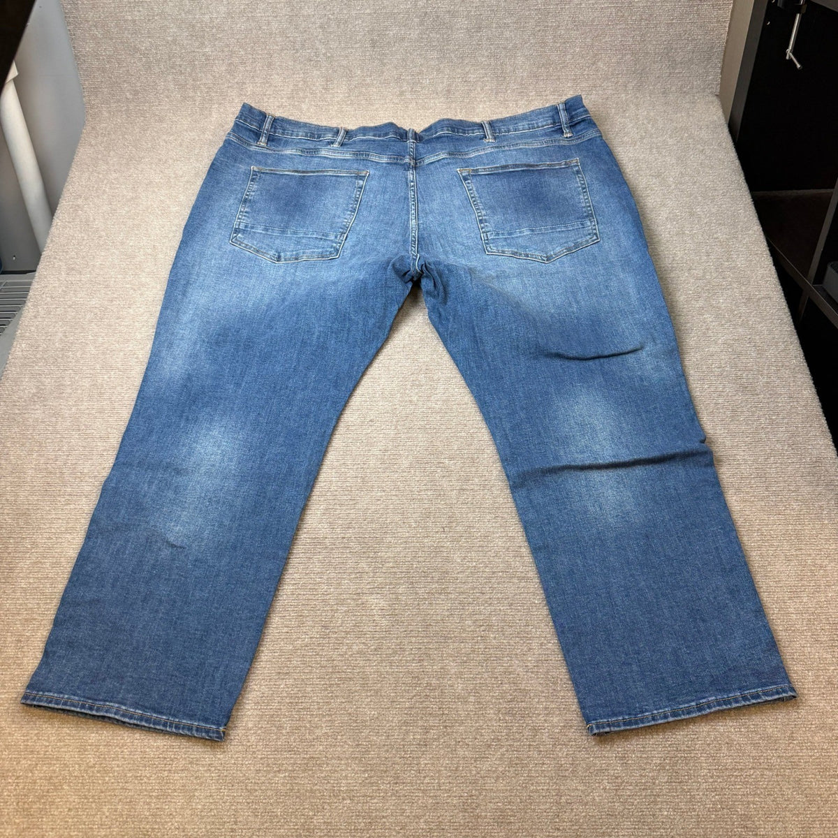 NWT Arizona Jean Co Mens 54x29 Med Heritage Athletic Fit Tapered Leg Jeans