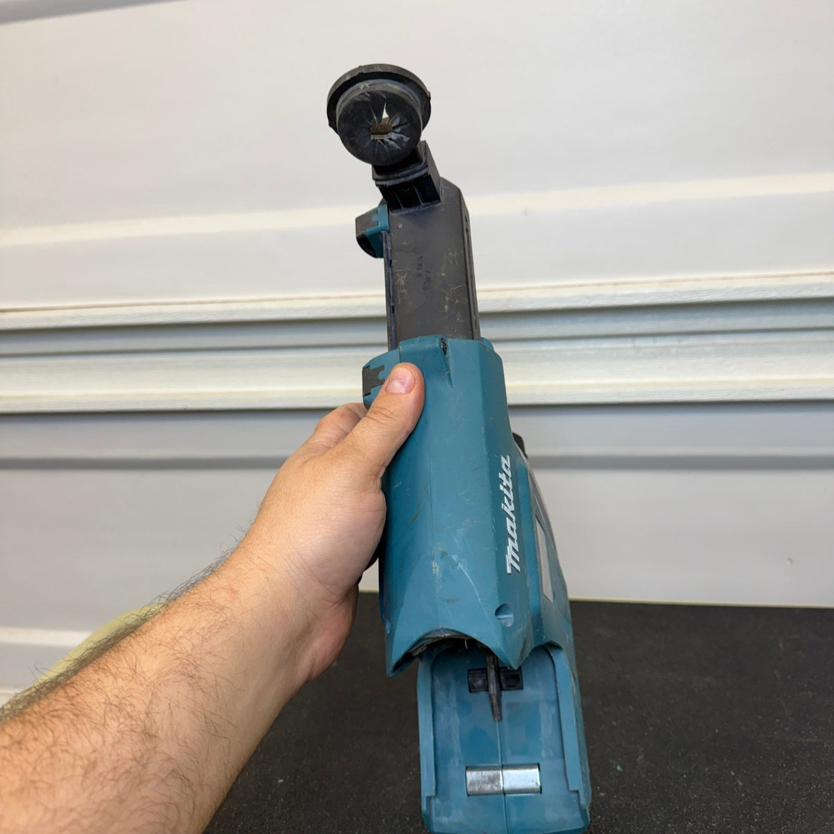 Makita DX06 Dust Extractor Attachment with HEPA Filter Cleaning Mechanism