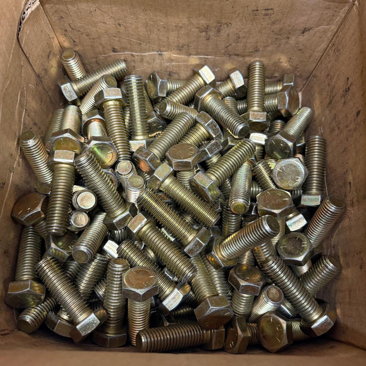Pack of 200 Nucor 5/8-11 x 2 Grade 5 Hex Cap Screw Bolts Yellow Zinc Plated
