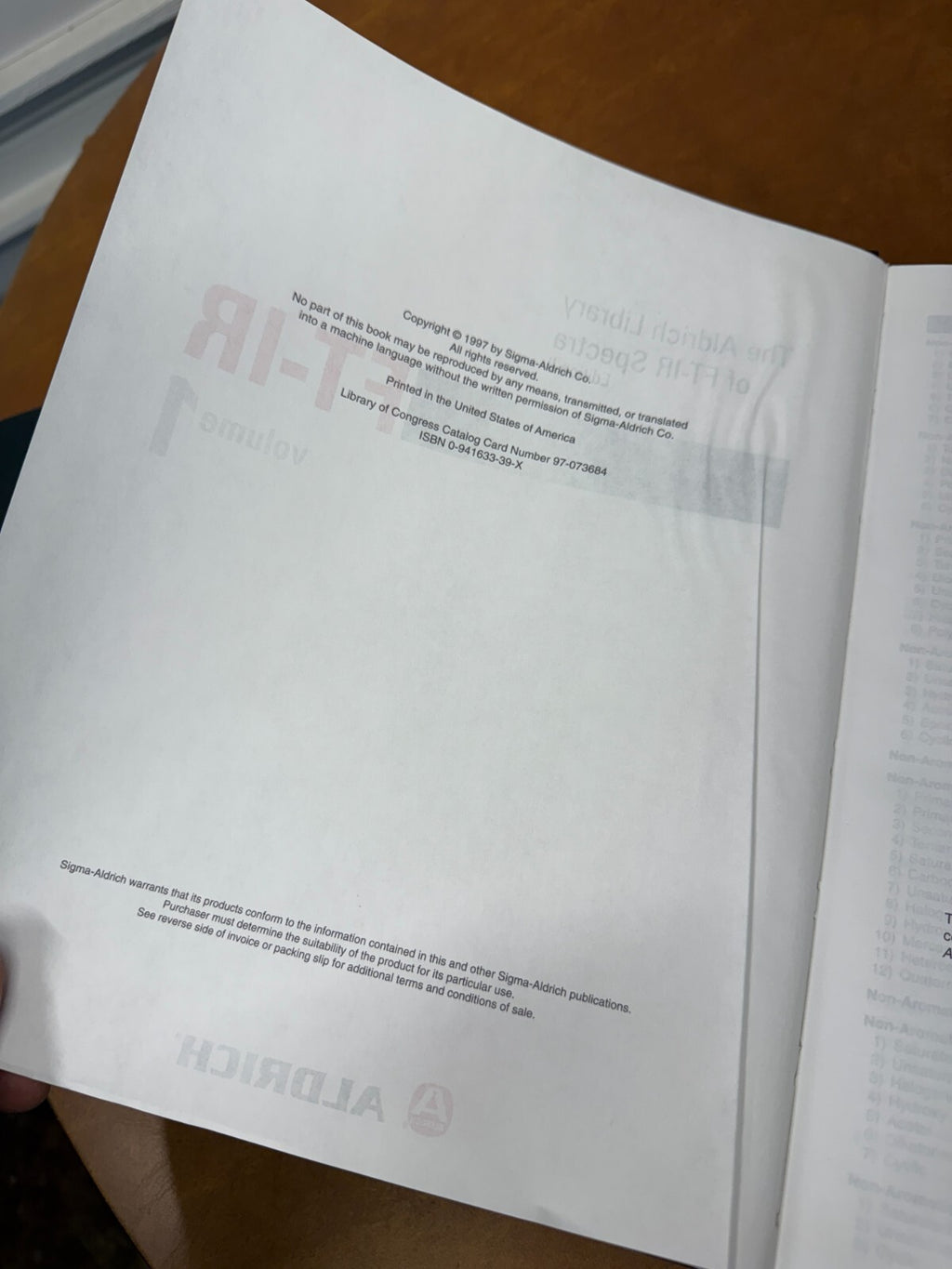 The Aldrich Library of FT-IR Spectra Vol. 1,2 & 3 (Set of 3), Edition II, 1997