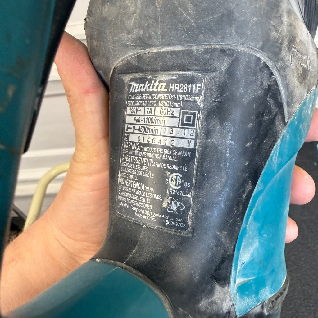 Makita HR2811F 1‑1/8'' SDS‑PLUS Rotary Hammer 7 AMP, Corded