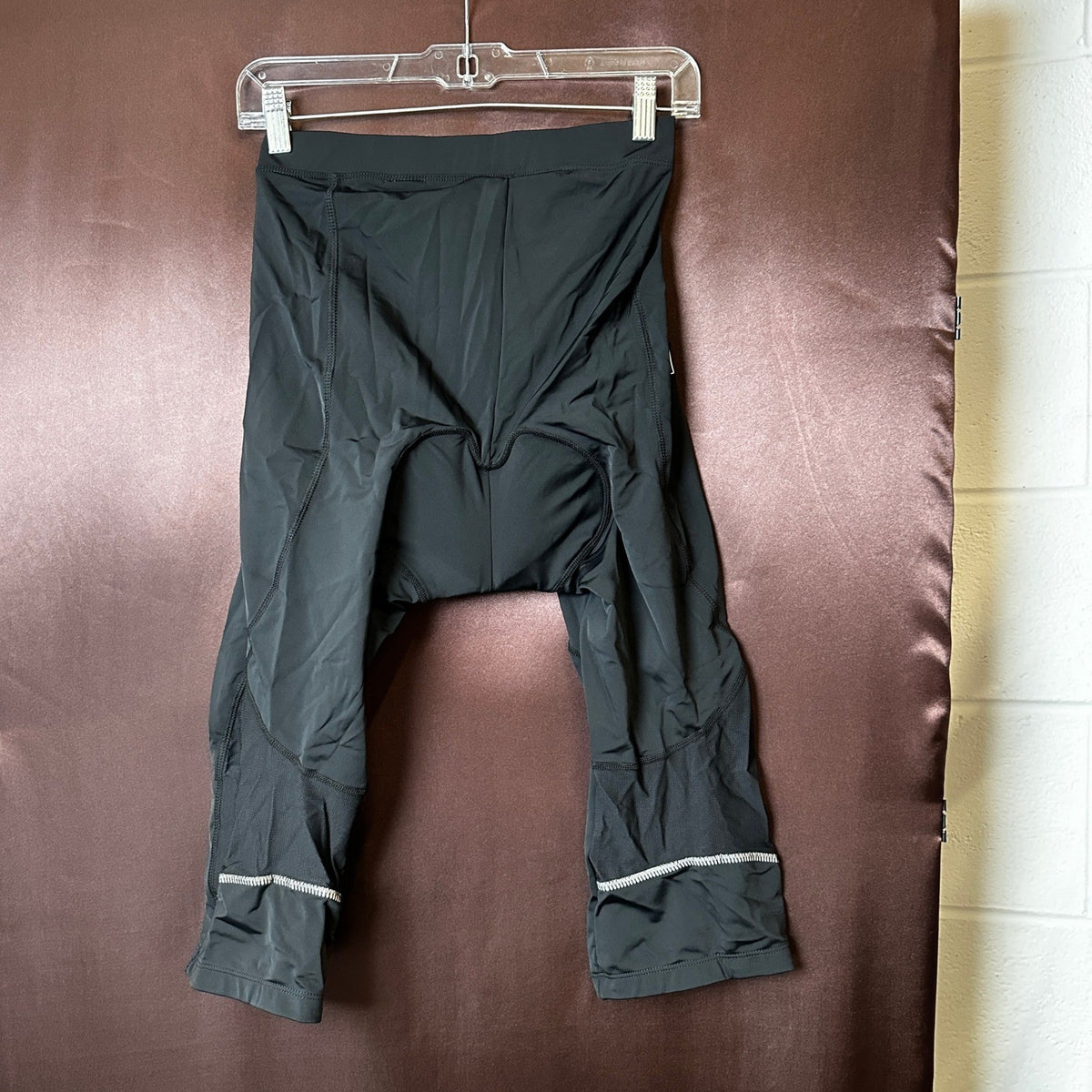 NWT Santic Ao Dai Women's XL Padded 3/4 Cycling Pants Black w/ Purple Straps